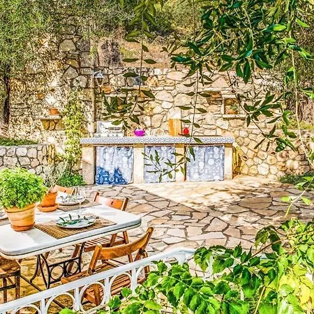 Villa Vinglatouri Sleeps 5 Pool Air Con Wifi
