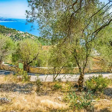 Vinglatouri Sleeps 5 Pool Air Con Wifi Villa *